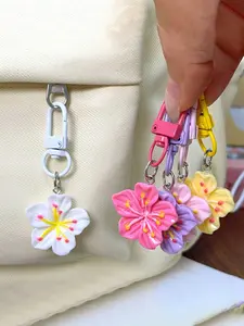 Romantic Cherry Blossom Keychains, Floral Pattern Keychain, Floral Charms, Girls Flower Pendant for Women Bag Decoration, Backpack Accessories, Valentine's Day Christmas Gift