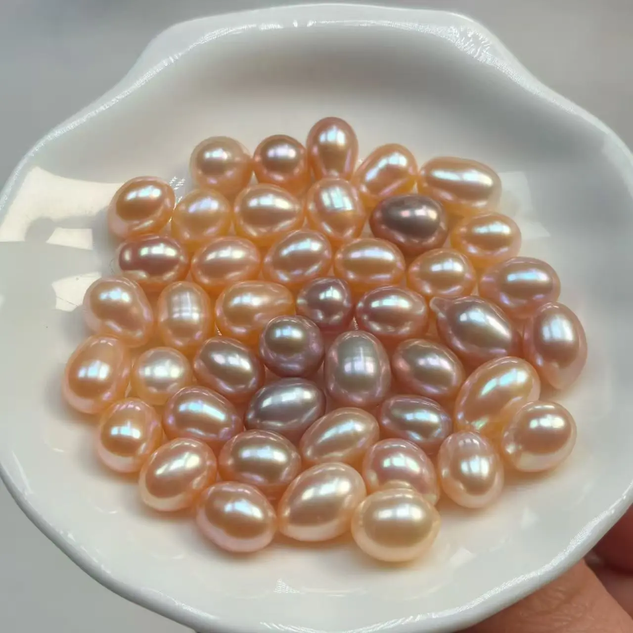 Adee】Bee Pearl Brooch + Jumbo Bean Pearls (Min 20 pearls inside