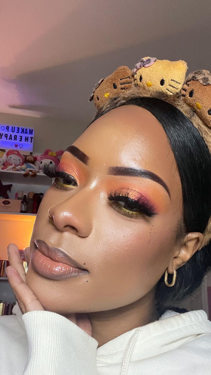 Item: bouncy PLUMP SMOOTHING PRIMER, vegan, oil-free, alcohol-free, silicone-free