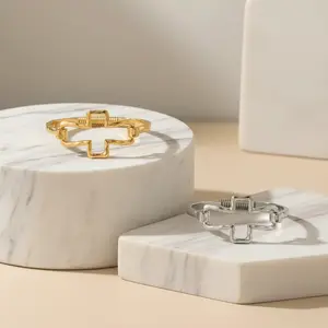 Women's Cute Cross Design Bangle Bracelet, Fashion Exquisite Cross Charm Bangle - Trendy All-match Jewelry for Party, Daily Wear Decor, Perfect Birthday Gift