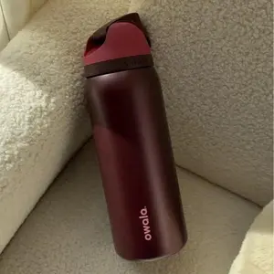 [Hot Trend] Owala Black Cherry 32oz Freesip Stainless Steel Water Bottle, 24-hour insulation, Daily Use For Work Or School, Gift For Her