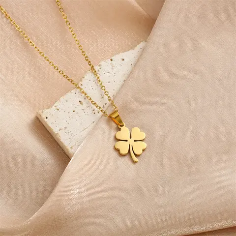 modmints 4 Leaf Clover Artificial Gemstone Necklace - Chain and Link Jewelry Accessory, Exquisite Jewelry Gift