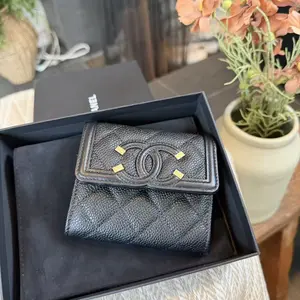 Pre-owned CHANEL Caviar Bag Accessories CC Filigree Flap Compact Wallet