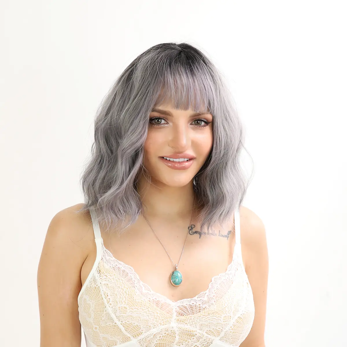 Synthetic Wig | Grey | Wavy Hair | 16-Inch | SM210-3