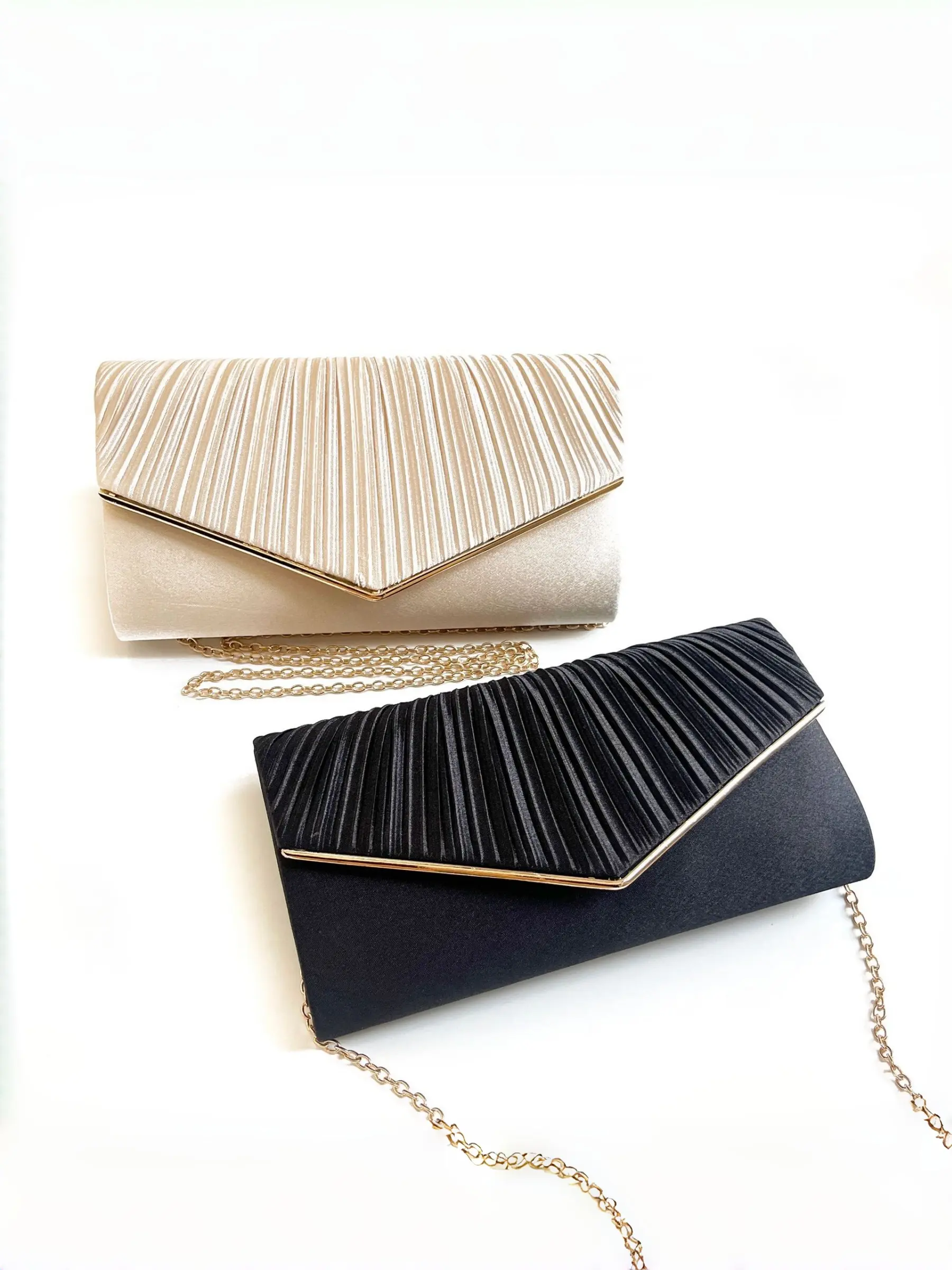 Elegant Pleated Evening Clutch Bag Wristlet Bag, Solid Color Envelope Style Handbag, Perfect for Parties Weddings and Events, Elegant Stylish Purse