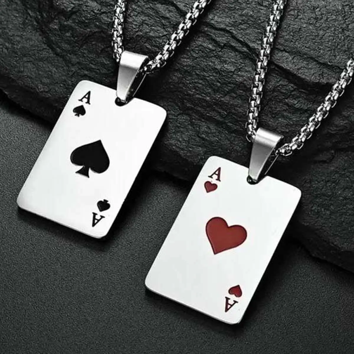 Unisex Exquisite Trendy Pendant Necklace - Artificial Gemstone Poker Card Red Heart Pendant, A-Shaped Heart Style Box Chain Jewelry Accessory, Heart Style Chain