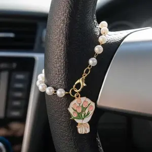 Handheld Flower Pendant, Floral Steering Wheel Charm, Fashion Round Pearl Chain, Car Rearview Mirror Accessory, Bag Keychain, Bag Charms, Gift for Her