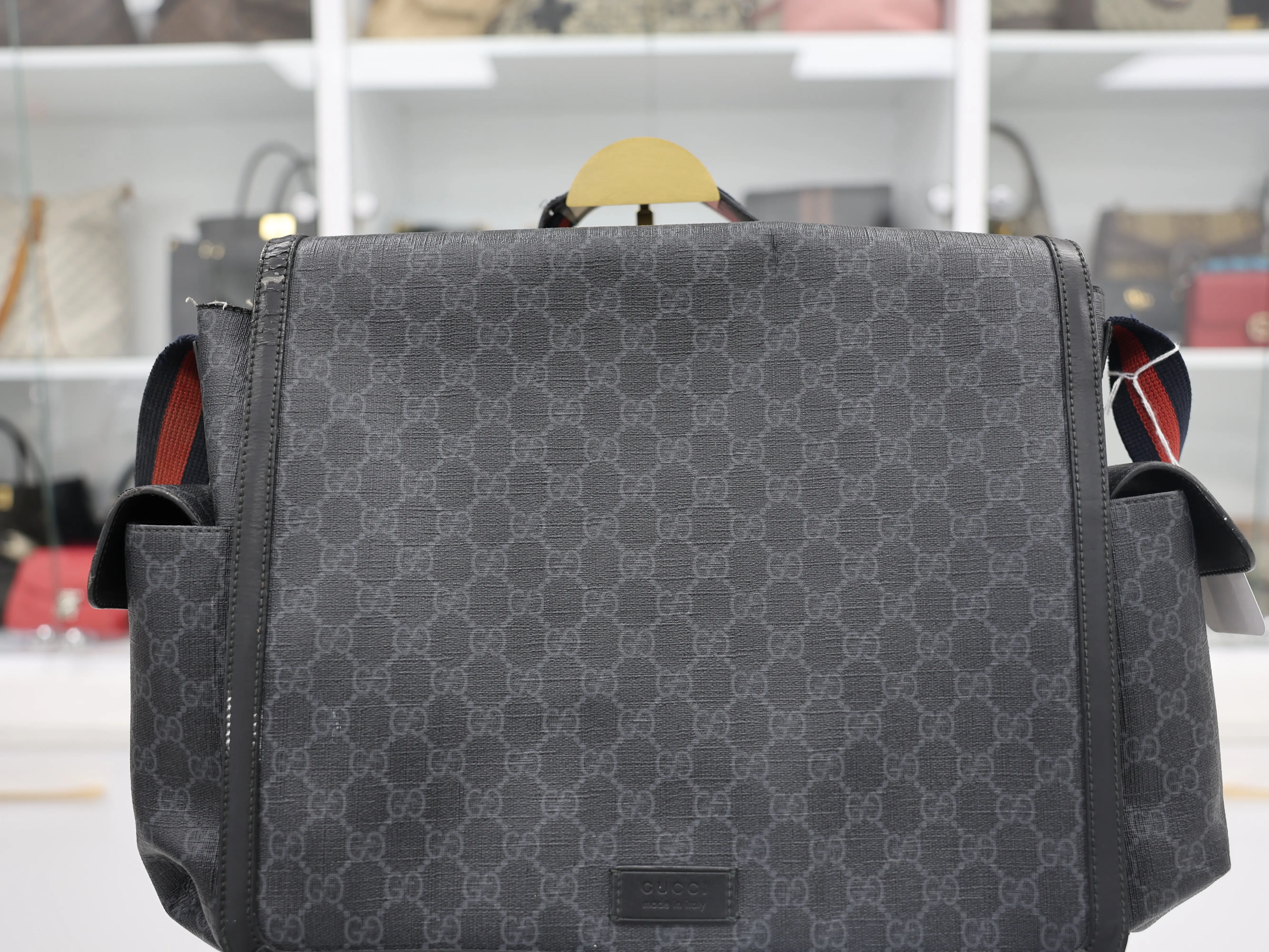 Pre-owned GUCCI GG CANVAS Crossbody Bags GUCCI SUPREME DIAPER BAG BLACK AND GRAY CANVAS