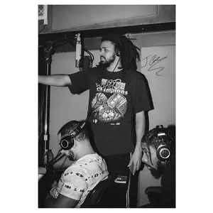 Vintage JCole "The Off-Season" Studio Session Canvas Wall Art - Unframed 30.48x 45.72cm Monochrome Music Poster, Textured Urban Decor Suitable for Bedroom and Living Room, Hip-Hop Fan Gift