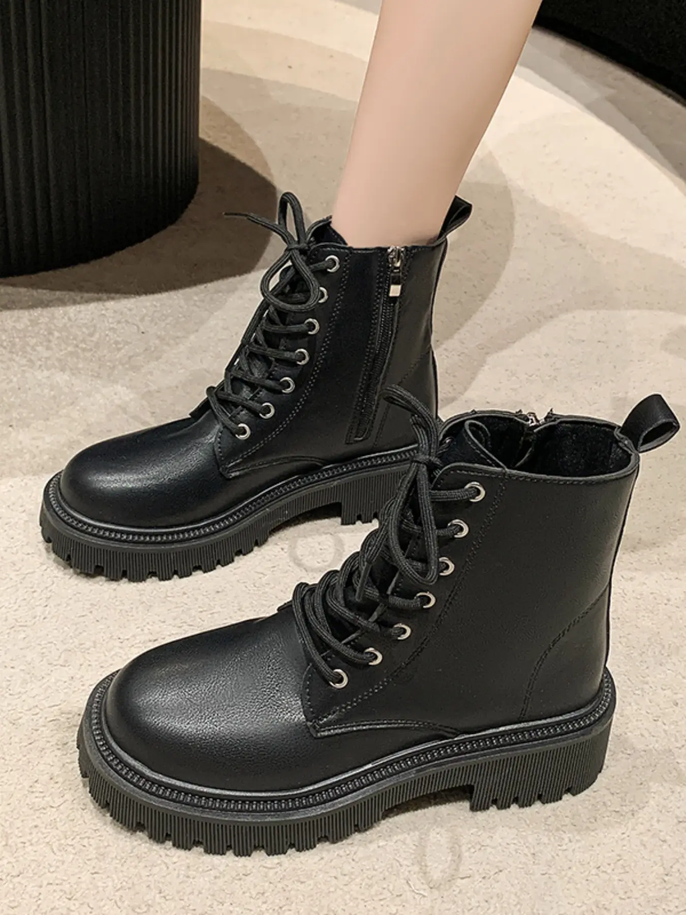 Women's Combat Boots with Laces, Stylish Preppy Letter Decor, Trendy Daily Wear Shoes, Fashionable College Style Footwear, Elegant Boots