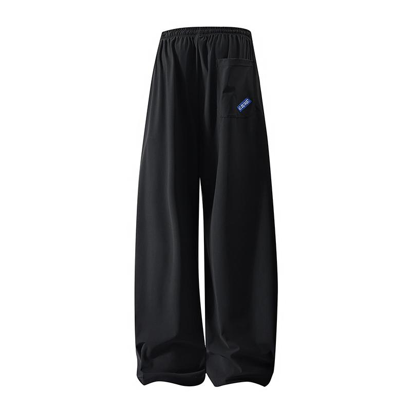 Men’s summer lightweight ice silk casual pants—loose straight cut, high elasticity, breathable and comfortable athletic pants that are very comfortable and cool to wear.