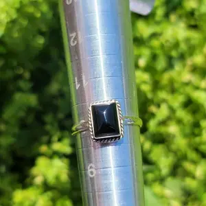 Natural Onyx Stone Ring. Sterling Silver.       Size 10