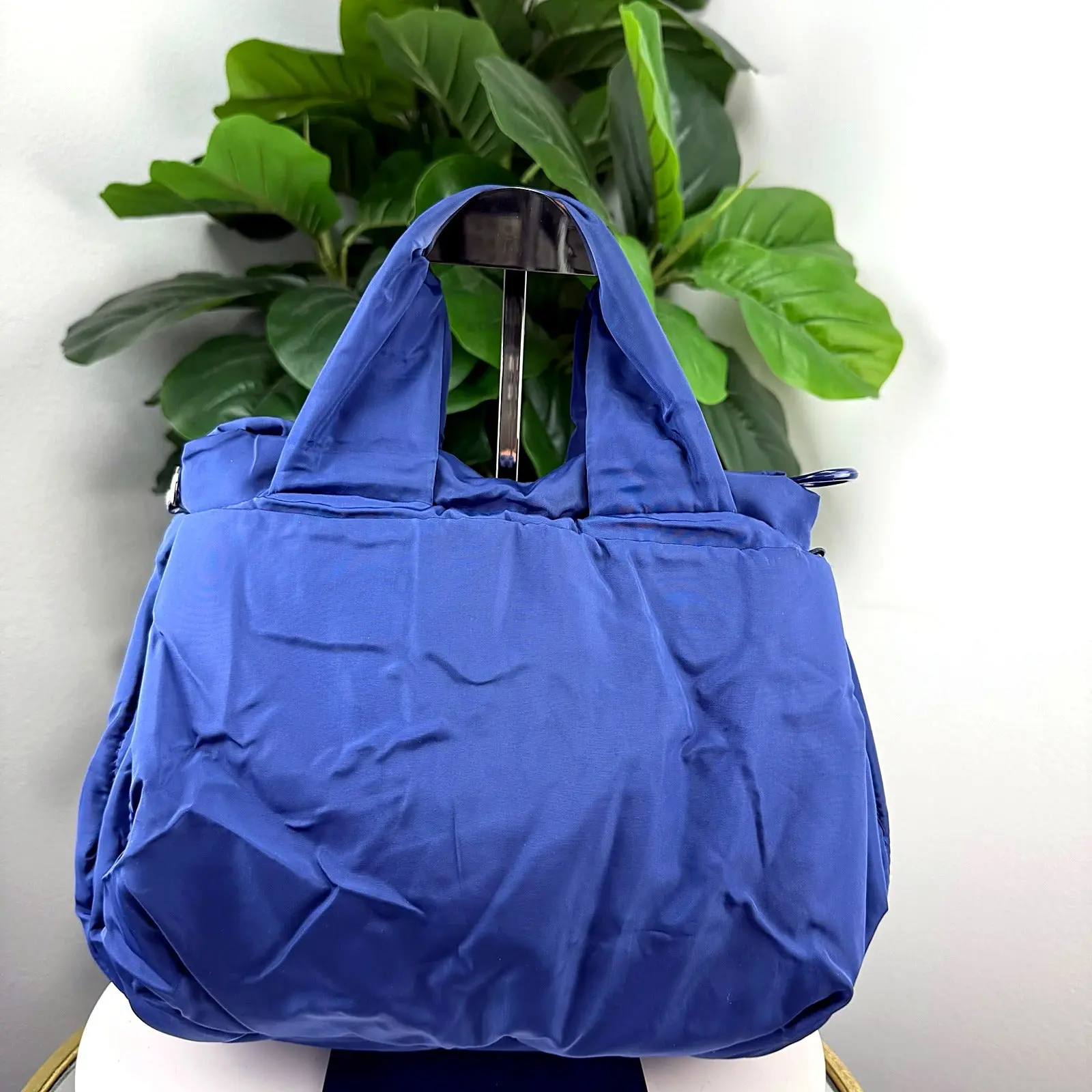 Pre-owned Quilted nylon Duffle Bag Authentic See By Chloé Royal Blue Duffel Bag