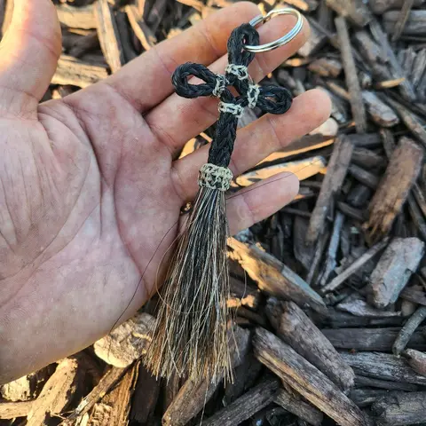 Horse Hair Keychain Trenzado