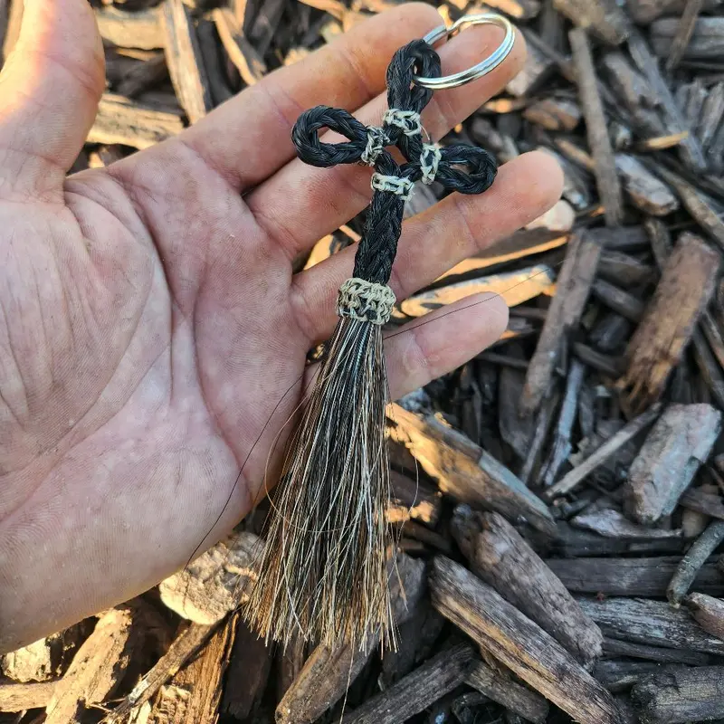 Horse Hair Keychain Trenzado