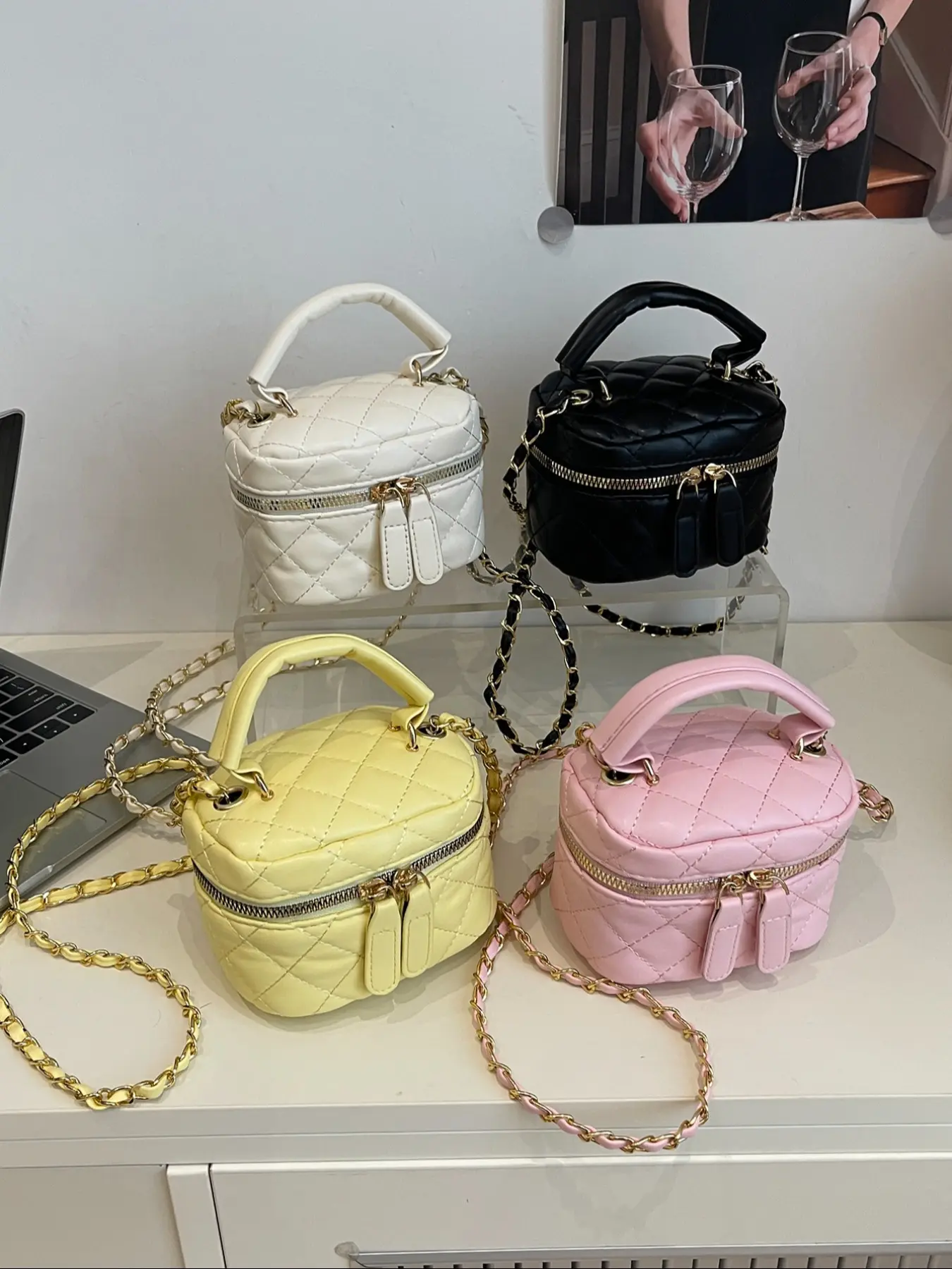 Women's Mini Metal Chain Handbag, Solid Color Diamond Grid Design, Small Fashionable Bucket Bag, Stylish Crossbody Bag, Perfect for Business & Casual Use, Simple Style