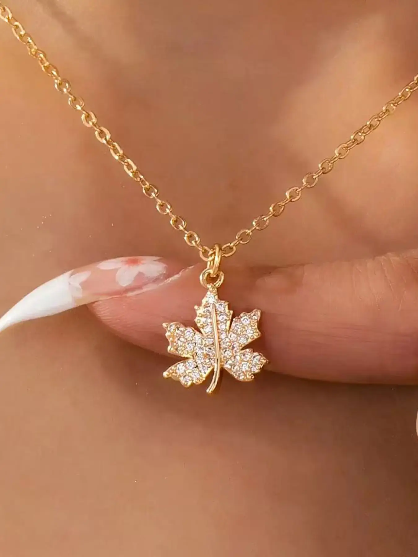 1 Pc Minimalist Maple Tree Leaf Pendant Necklace, Autumn Fall Leaves Necklaces Jewelry For Women Daily Wear, Festive Thanksgiving Holiday Jewelry Gift For Her
