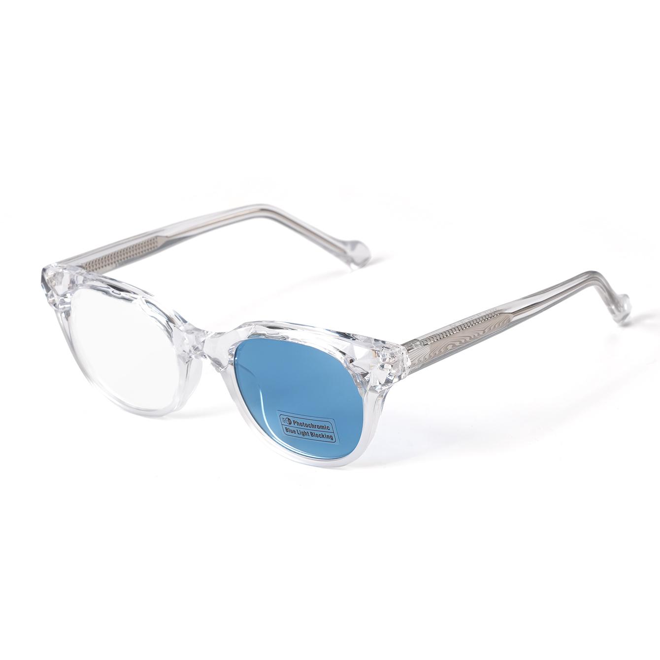 The original design features stylish and contemporary diamond-cut gradient lenses, offering both sun protection and effective UV protection. Suitable for both men and women, these sunglasses are ideal for daily wear or driving.
