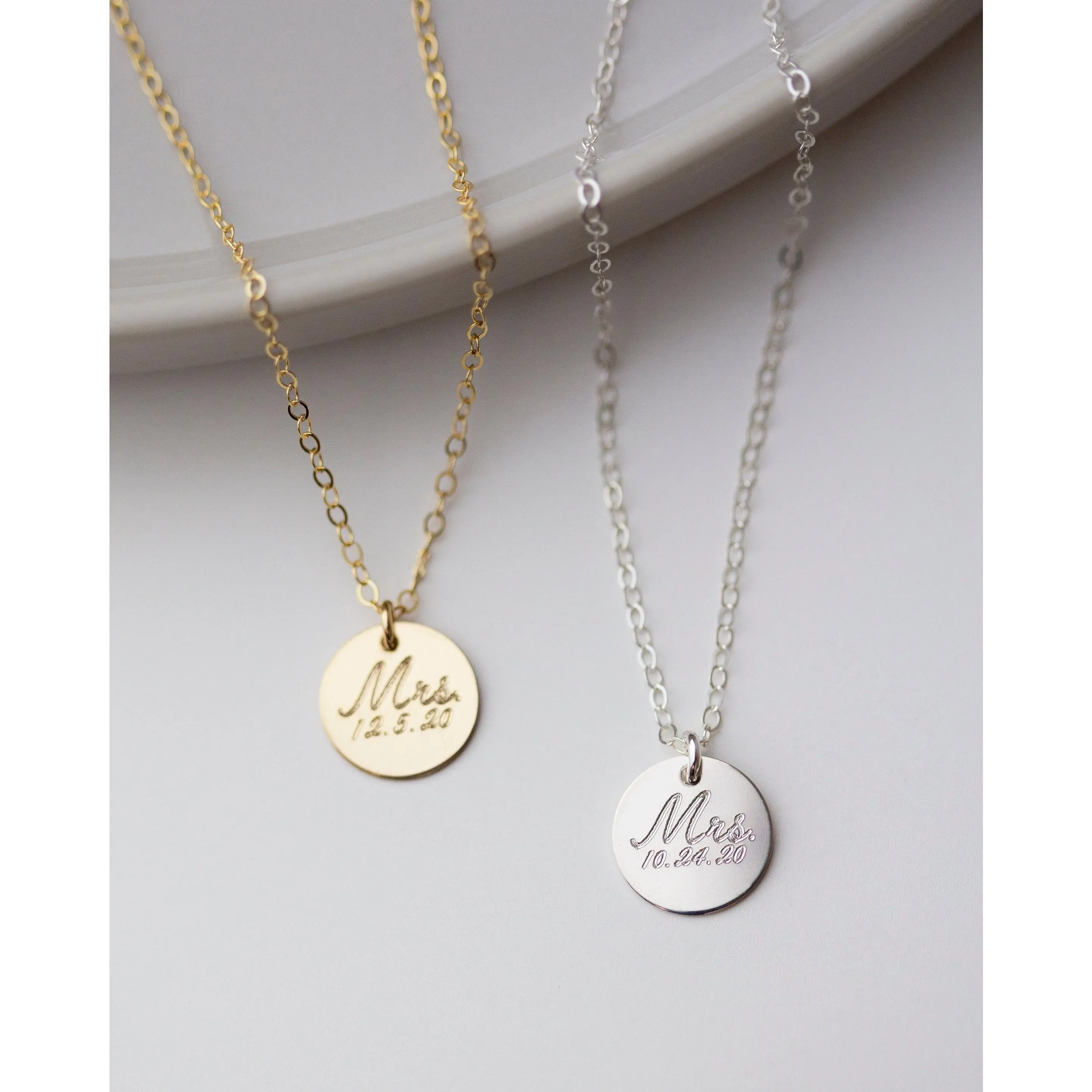 Mrs. Necklace / Round