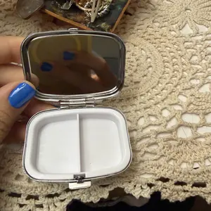 Vintage Whimsical Sardines Pill Box Organizer, 2-Compartment Metal Storage Box, Cute Fish Design, Portable and Lightweight for Travel, Unique Durable Gift, Vitamin Organizer
