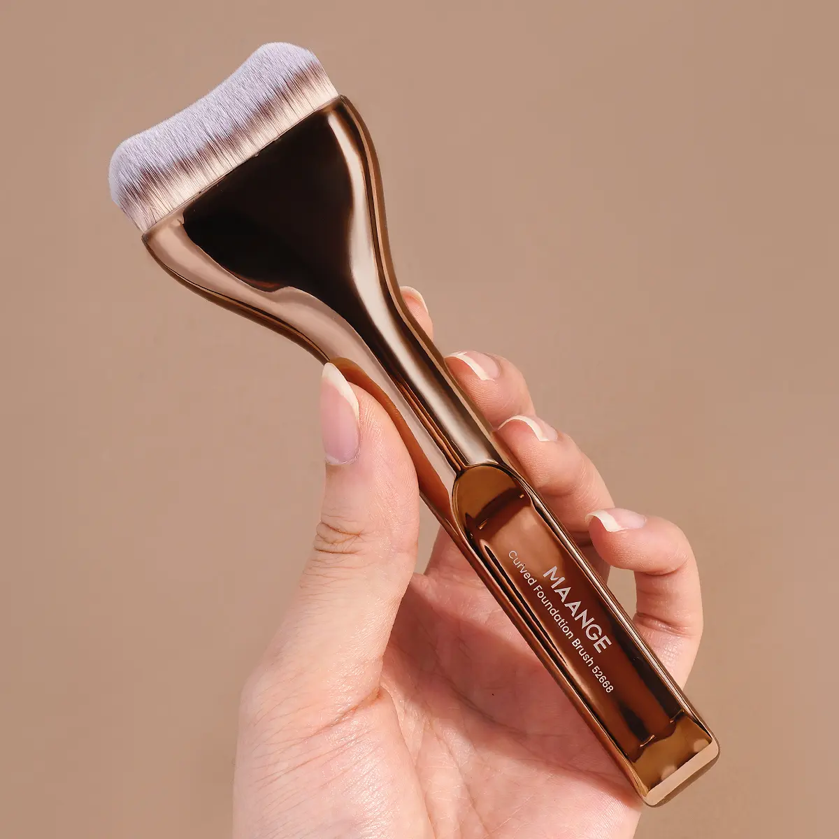 MAANGE Foundation Brush with Rose Gold Handle and Soft Bristles for Smooth Application