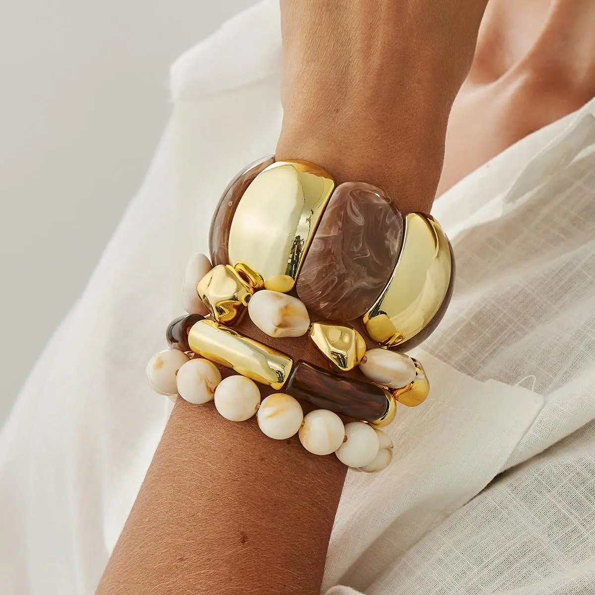 Vintage Brown Resin Acrylic Irregular Bangles for Women Geometric Wide Chunky Elastic Bamboo Bead Bracelets Hand Jewelry