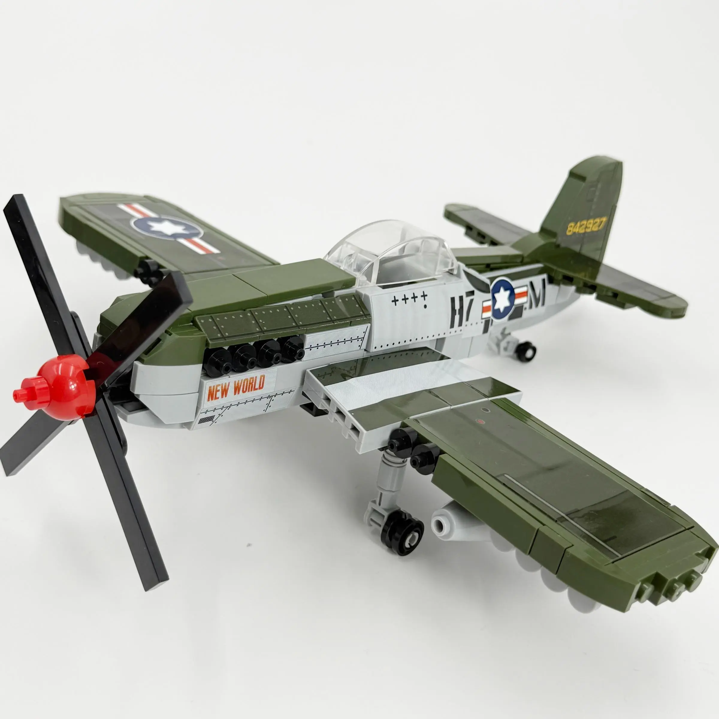 Military Series P-51 Mustang Fighter Building Blocks, Small Particle Building Blocks, Military Fighter Helicopter Model, Model Aircraft, Birthday Gift, Stem Building Blocks, DIY Building Model