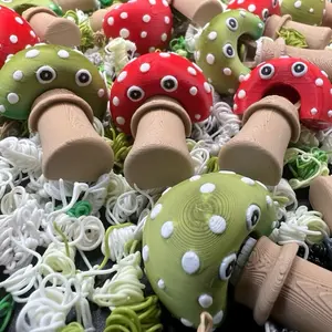Fidget Screaming Mushroom Toy - 3D Fidget with Green Or Red Body With White Spots, Ideal for Stress Relief and Fun Play