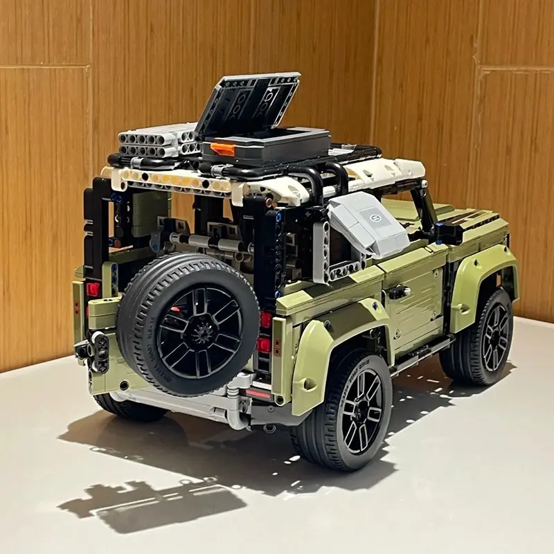2573pcs Off-Road Defender Building Blocks, Unisex Figurine Model Kit, No Battery Required, Ideal Gift for Car Enthusiasts