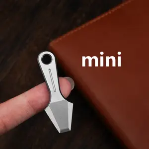 TGZUO Titanium Alloy Pry Bar Mini Tool Keychain, Portable Edc Accessory for Outdoor Camping Emergency Use, Durable and Compact Design, Keychain Multi Tool