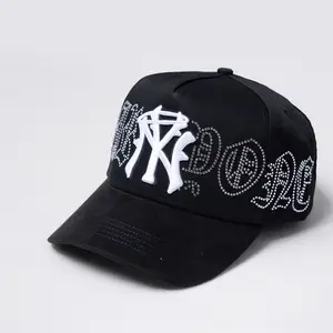 Rhinestone Chain Snapback – Perfect for Teen Skater Fits