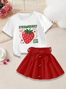 2-Piece, Girls' Casual Cute Crew Neck Short Sleeve T-Shirts and Skirt Sets, Strawberry Pattern Prints, Adorable Blast for Stylish and Sweet Outfits!
