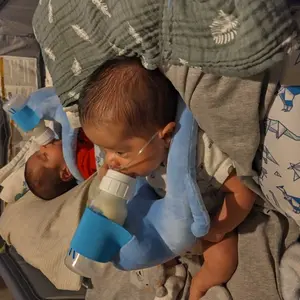 Newborn Baby Breastfeeding Pillow Hands Free Bottle Holder Self Breast Feeding Cushion Support