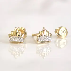 crown diamond lab stud crown diamond lab stud