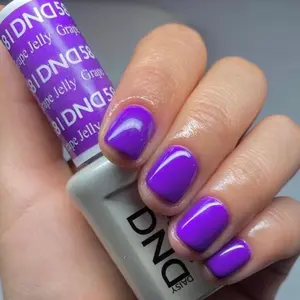 DND 581 Grape Jelly Gel and Lacquer Duo nail care nail art color
