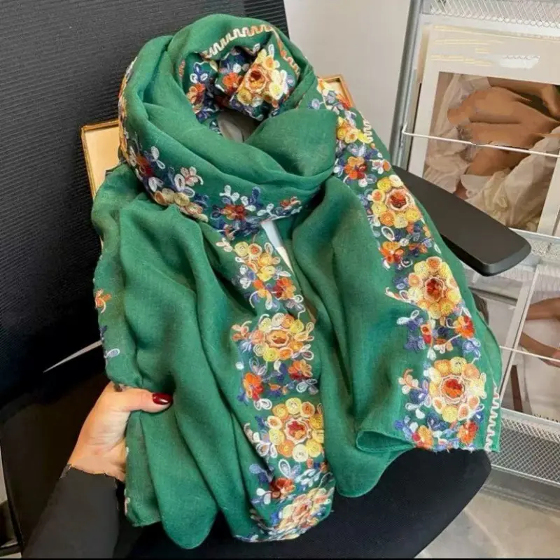 WL Flower Embroidery Dense Green
