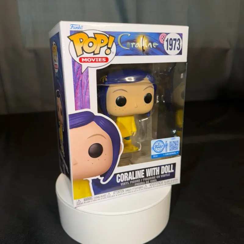 Coraline with Doll Collectible Figure #1973