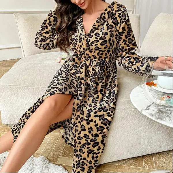 Winter Thick and Warm Couple Bathrobe, Extended Length, Women's Sleeping Robe, Home Wear Womenswear Loungewear Nightwear