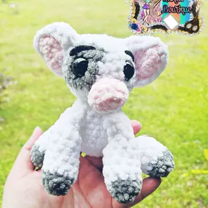 Pig Crochet Plushie - Soft Stuffed Toy for Kids