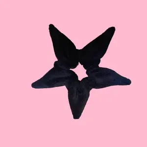 Black star Scrunchie