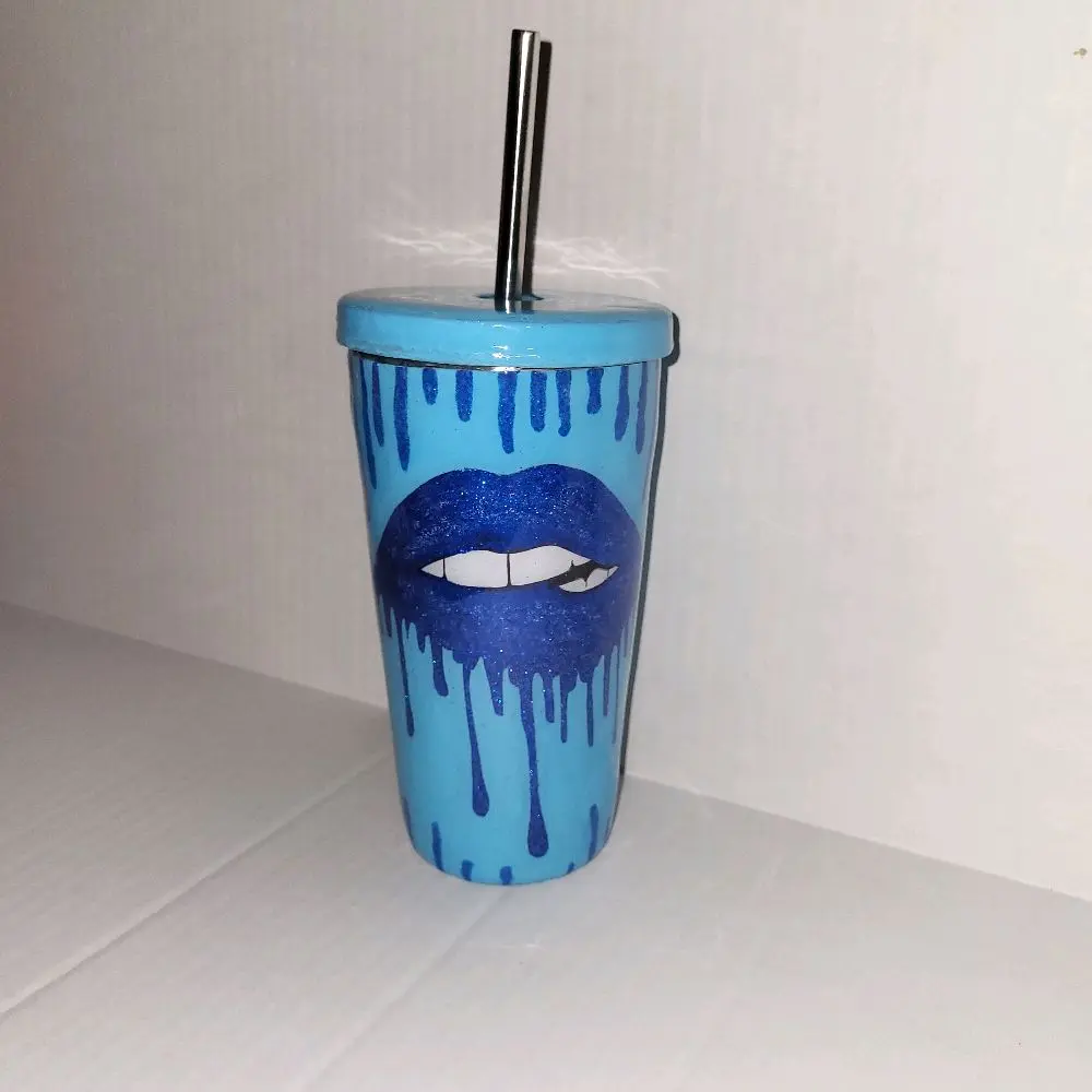 Dripping Lips Blue Stainless Steel 19oz Tumbler with Straw - Reusable Portable Drinkware for Water - Washable, Bottle, Water Bottles, Bottled, Cup, Mug