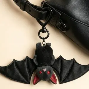New Folding Wing Bat Keychain, Creative Animal Pendant, Foldable Wings Bag & Key Ornament, Cute Keychain Accessory