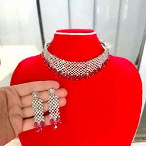 Ad set include necklace and earrings