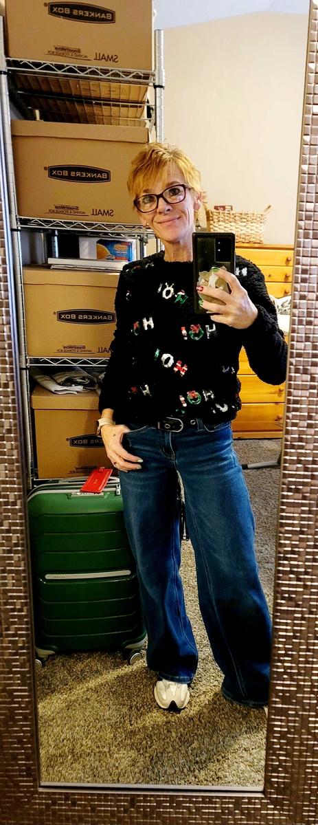 Item: Eternal Dark Blue, 24