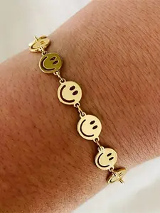 Fashionable High-End Stainless Steel Smile Face Bracelet, Women's Jewelry Accessory, Elegant and Stylish Design, Perfect Gift Idea