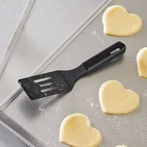 Pampered Chef Mini Spatula – Nonstick Turner for Baking & Cooking