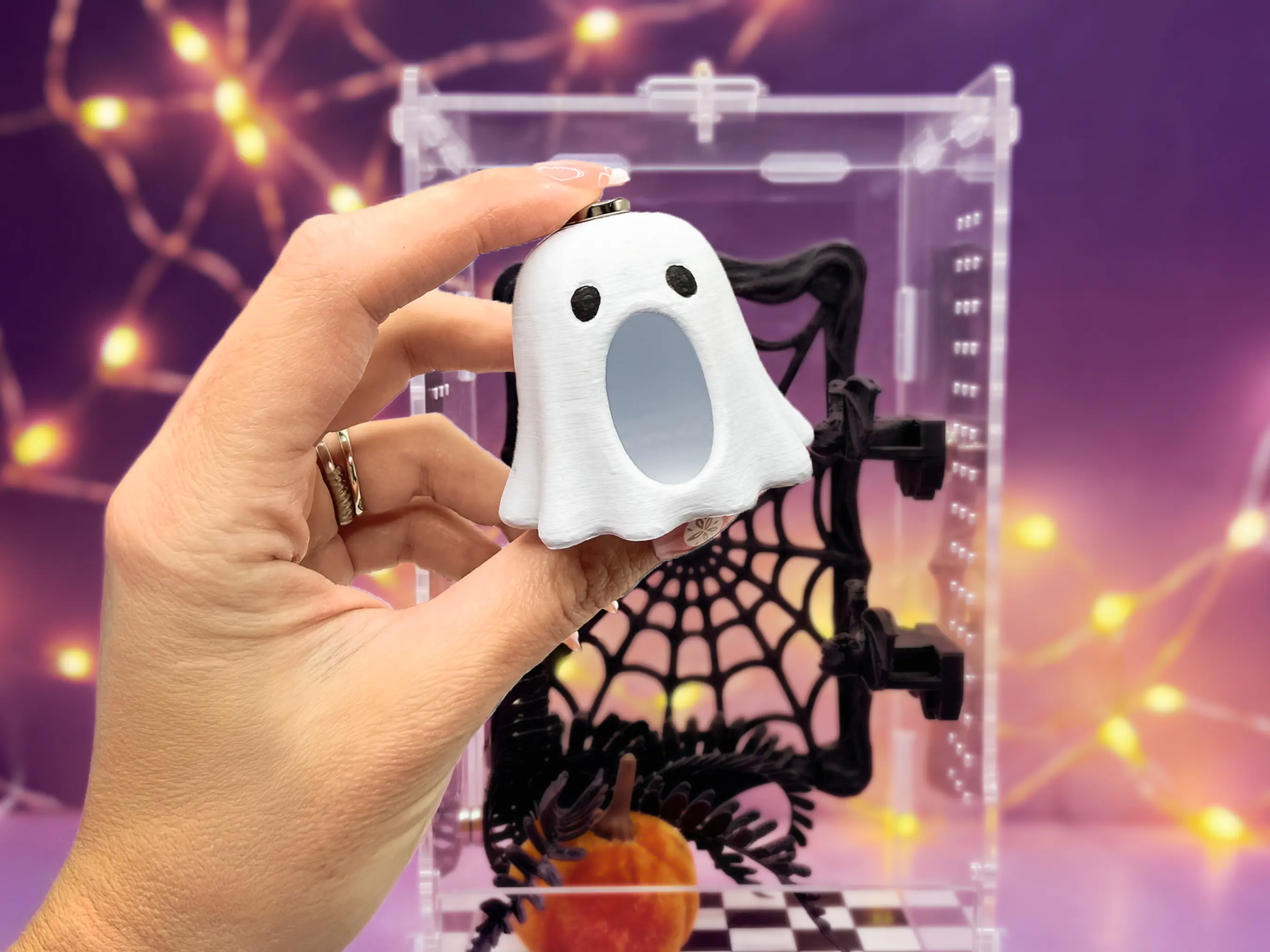 Spood Society Halloween Ghost Hide - Jumping Spider Enclosure Decor
