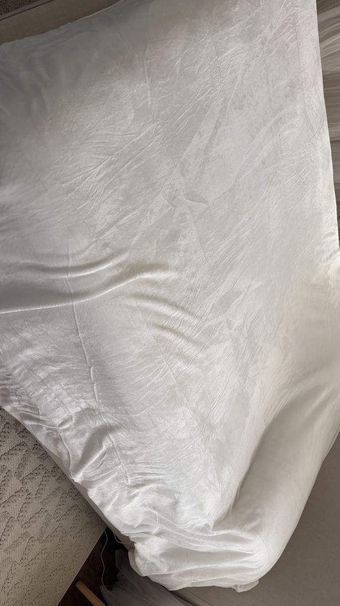 Item: White, California King