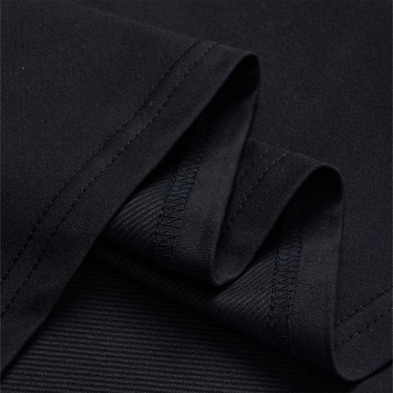 Roblox Black T shirt: Structured Cut, Breathable Mesh Panels & Fade-Resistant Dye