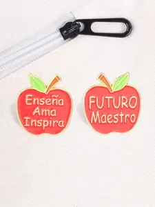 2PCS Spanish Teacher Apple Design Humor Cartoon Pin Enseña Ama Inspira Futuro Maestro Apple Shape Brooch, Suitable for Backpacks, Jeans, Scarves, Hats Decoration, Trendy All-match & Exquisite Brooch Teacher's Day Inspirational Jewelry Gifts